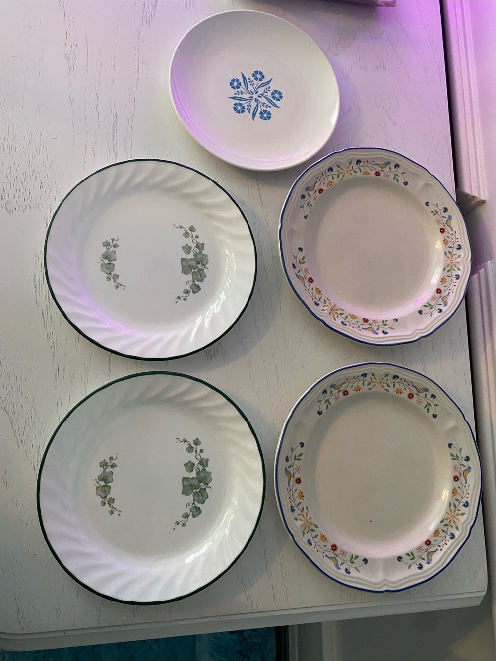 Misc brand cutesy snack plates